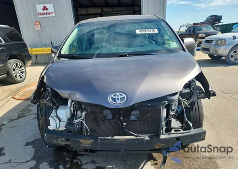 2014 Toyota Sienna Le 8-Passenger from USA, damaged, VIN 5TDKK3DCXES451563